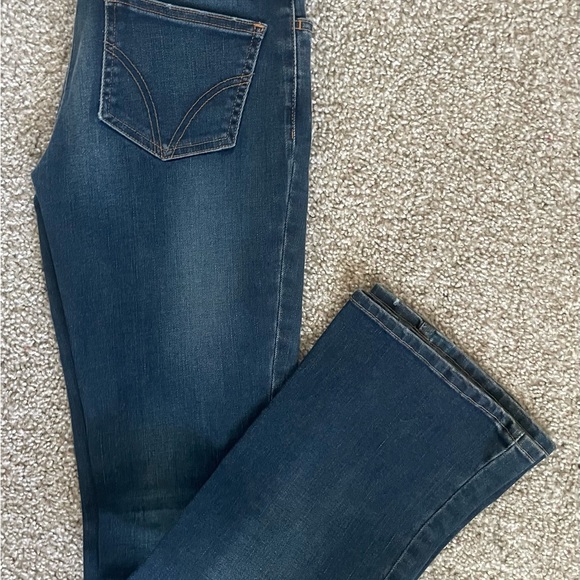D&G straight leg stretchy jeans - Picture 1 of 10